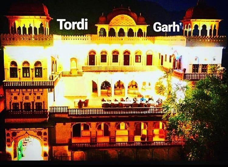 מלון Malpura  Tordi Garh מראה חיצוני תמונה